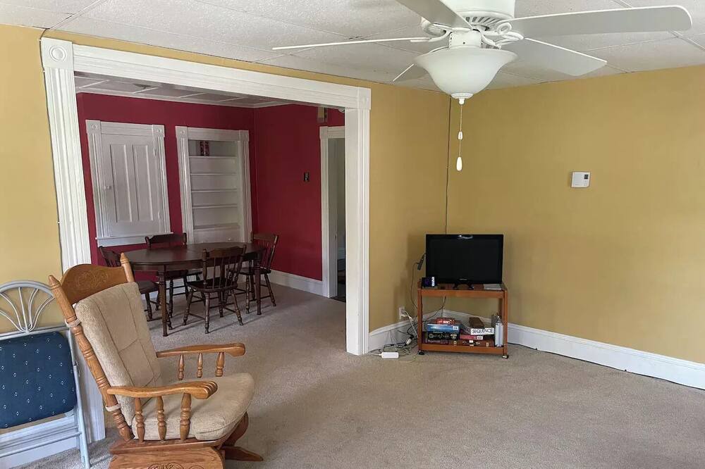 Photo of Livingroom in St. Johnsbury Center