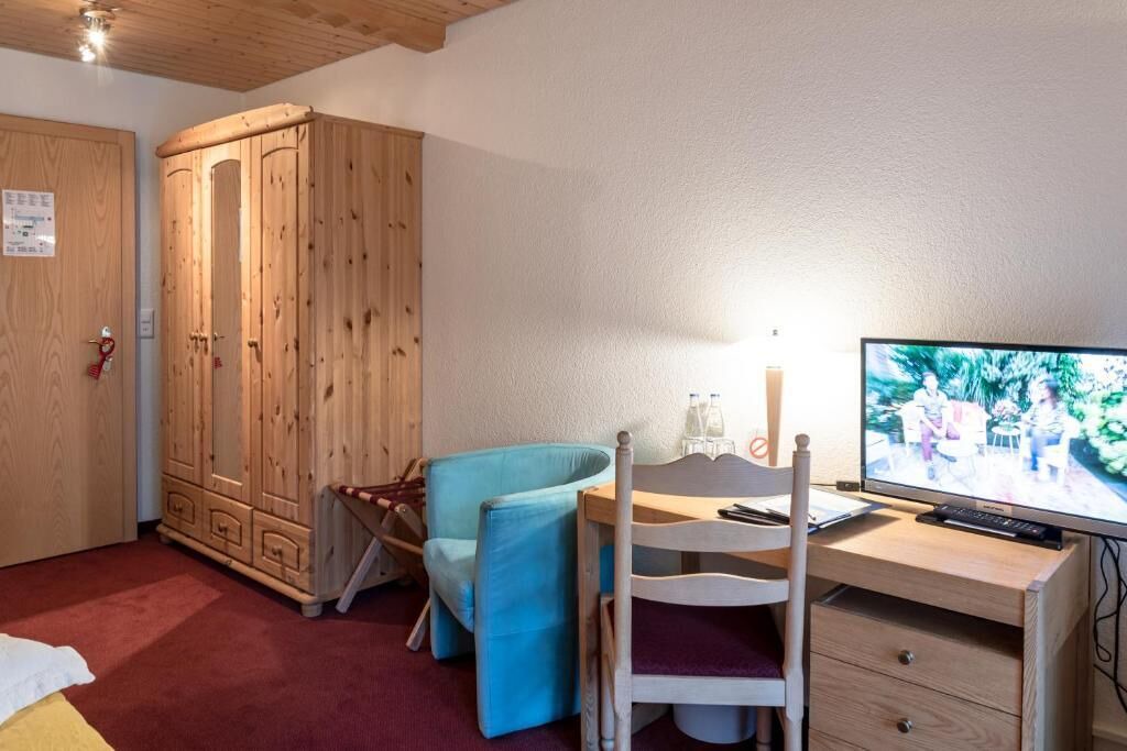 Photo of Bedroom in Kandersteg