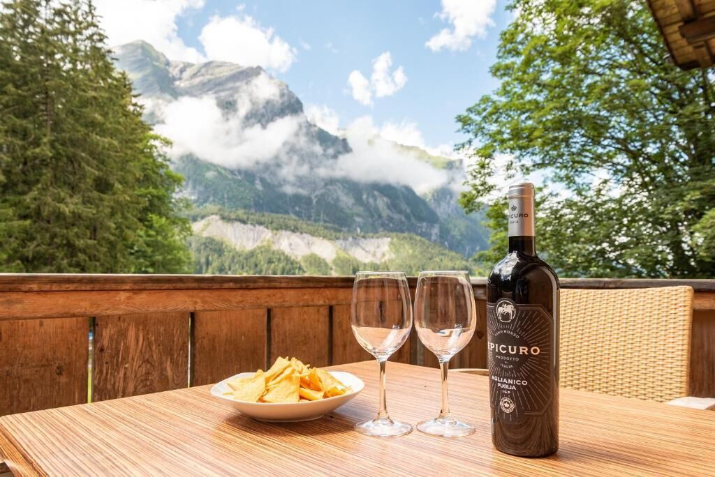 Photo of Patio Balcony in Kandersteg