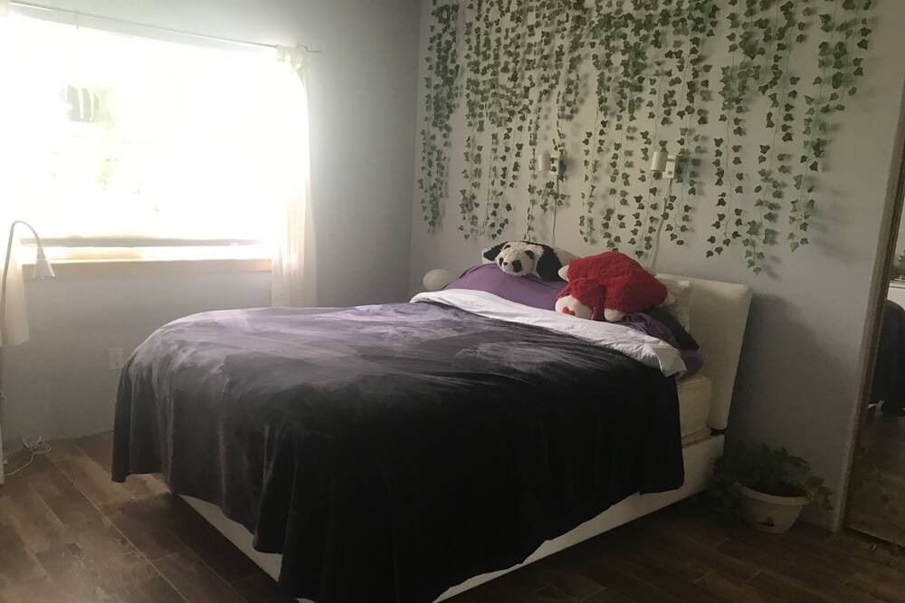 Photo of Bedroom in Eldorado at Santa Fe