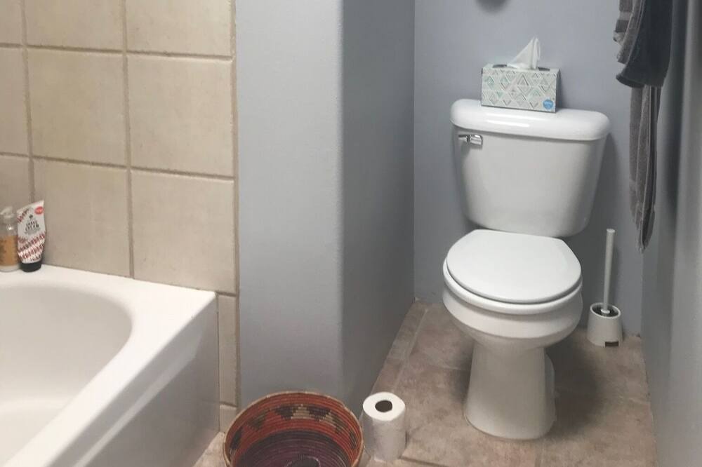 Photo of Bathroom in Eldorado at Santa Fe
