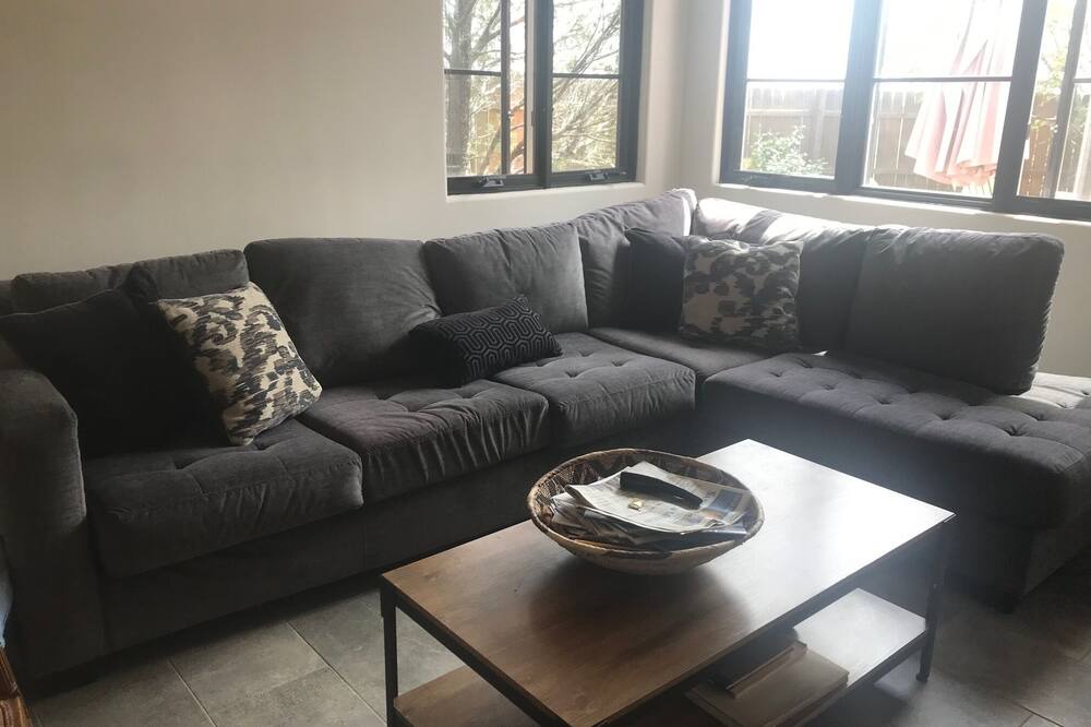 Photo of Livingroom in Eldorado at Santa Fe