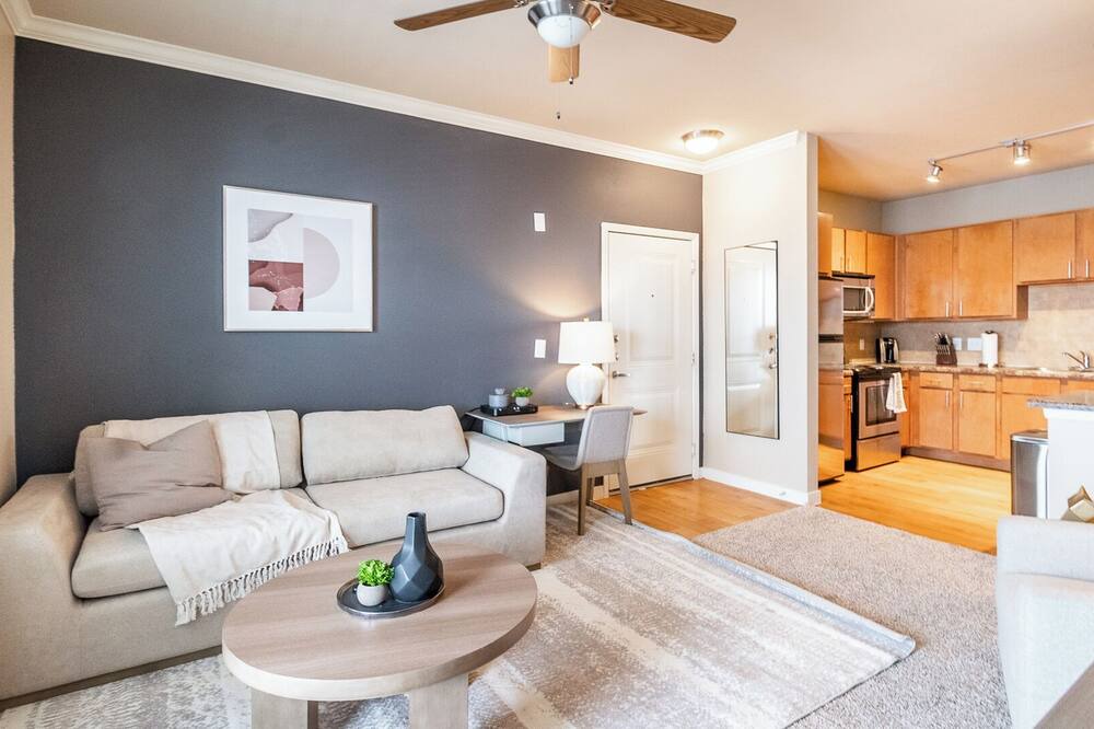 Photo of Livingroom in Bixby
