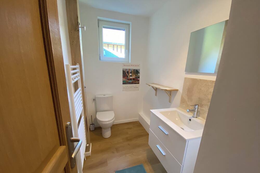 Photo of Bathroom in Saint-Michel-de-Livet
