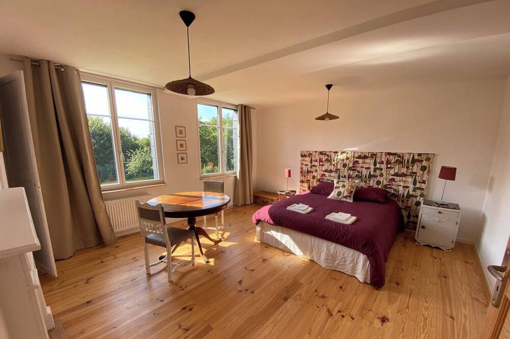 Photo of Bedroom in Saint-Michel-de-Livet