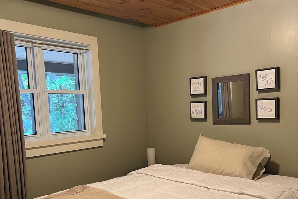 Photo of Bedroom in Novar