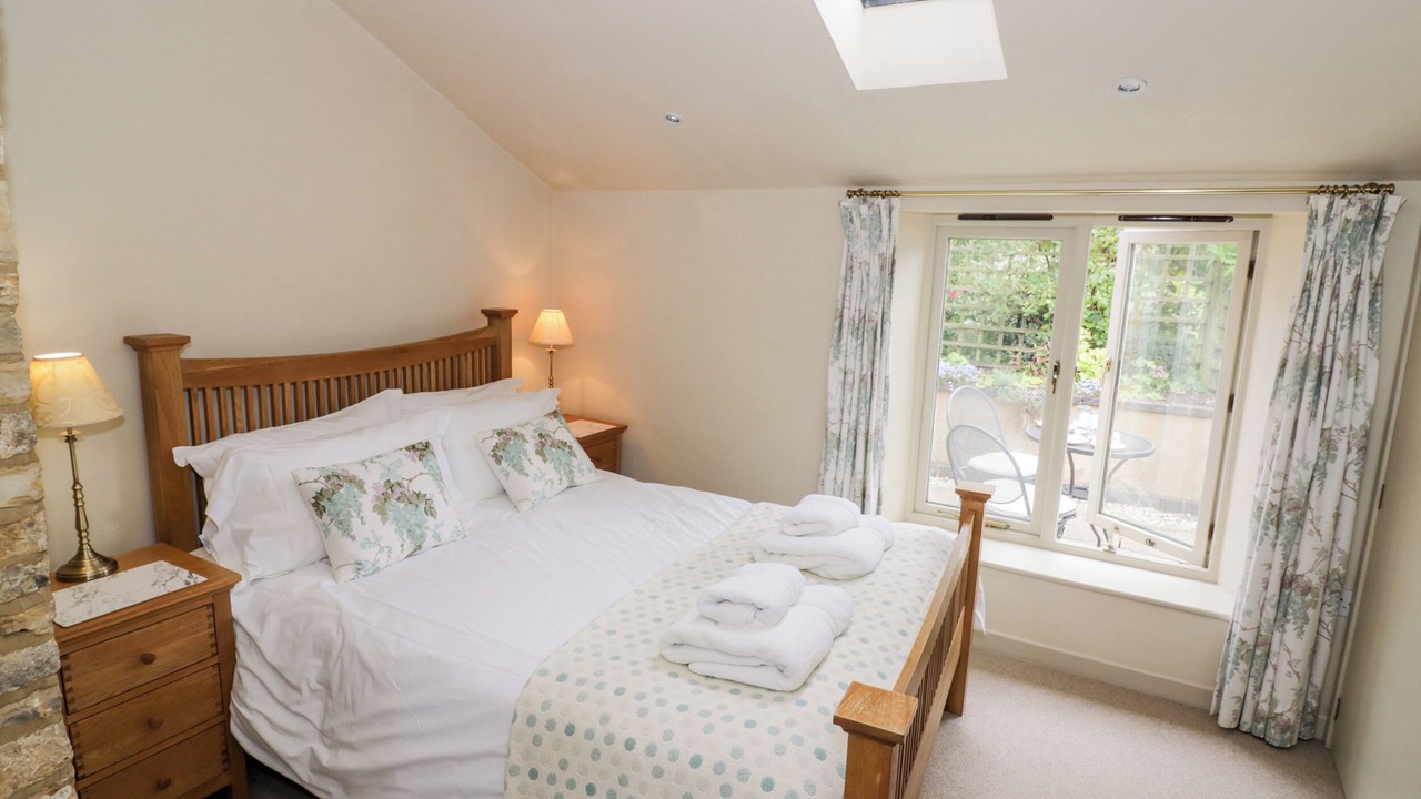 Photo of Others in Halford