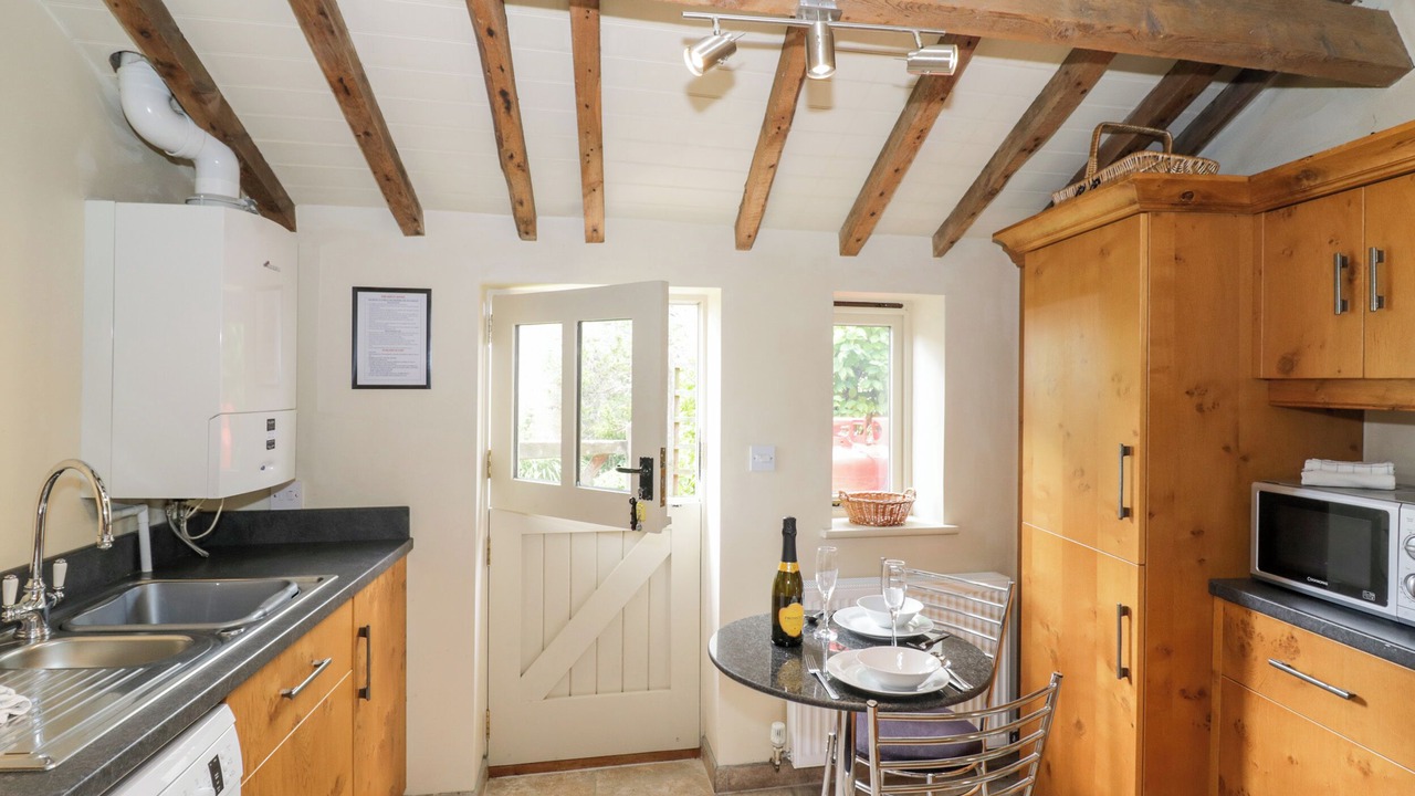 Photo of Others in Halford