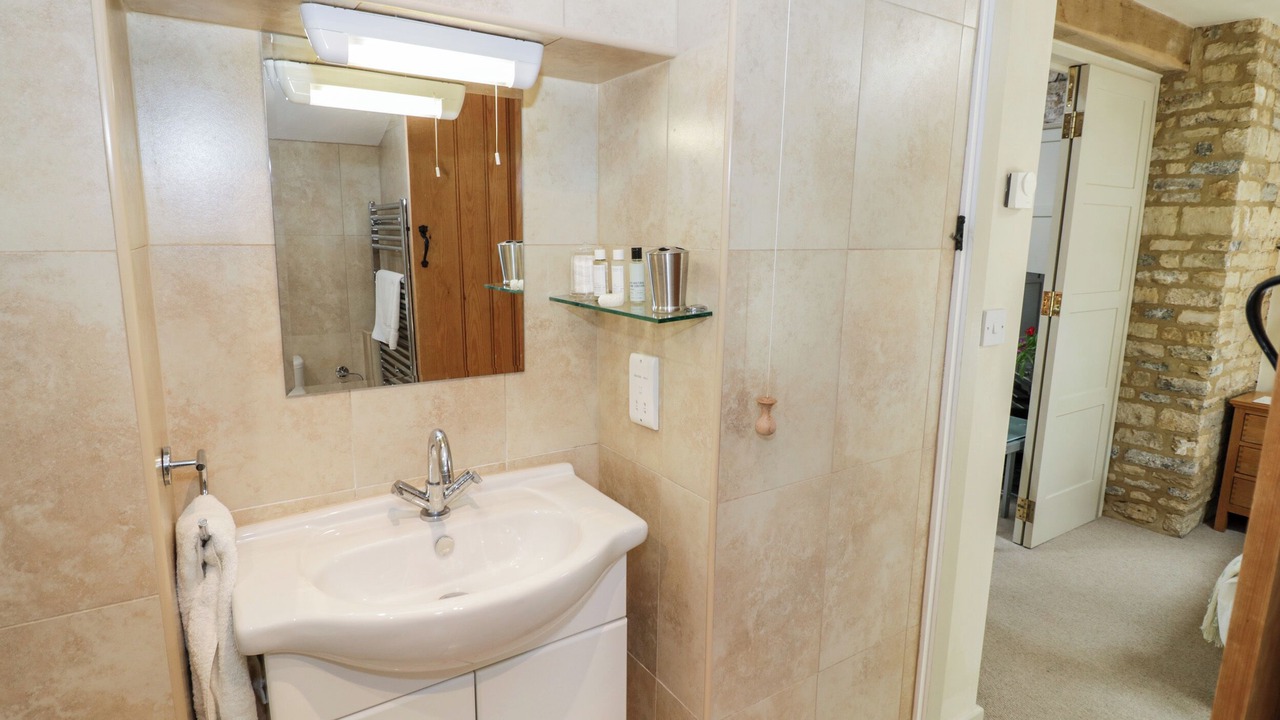 Photo of Others in Halford