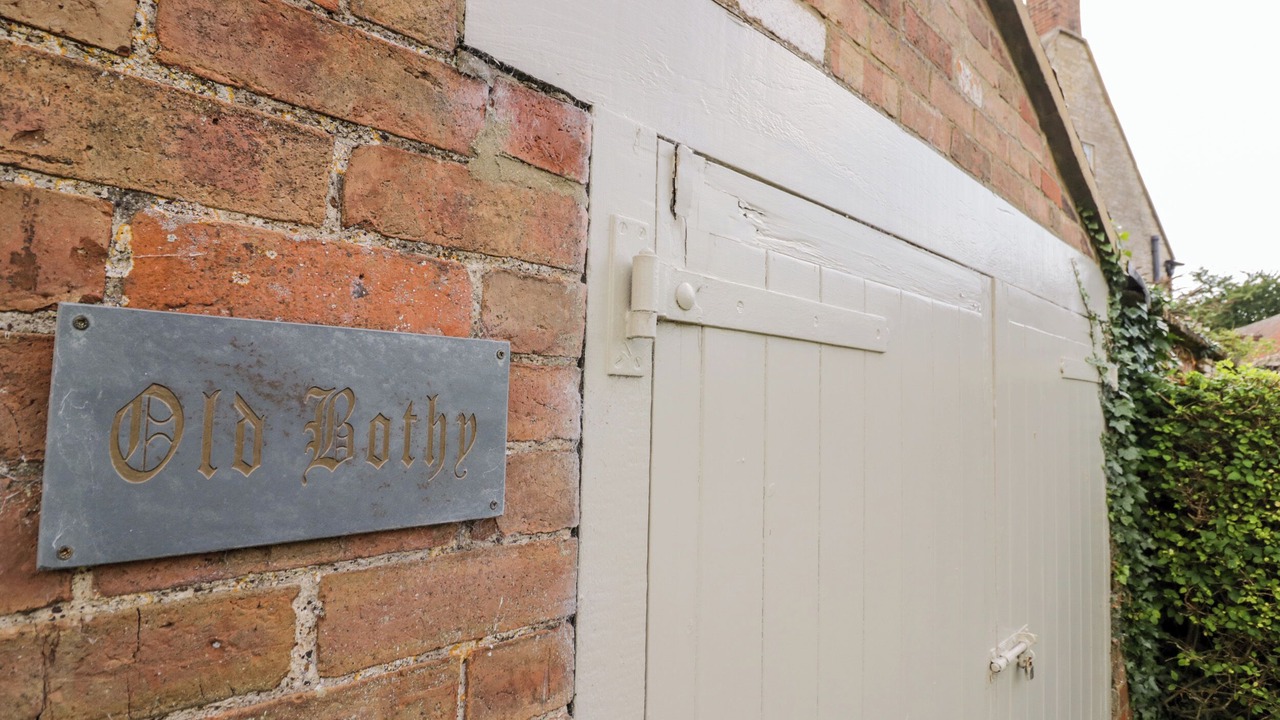 Photo of Outdoor in Halford