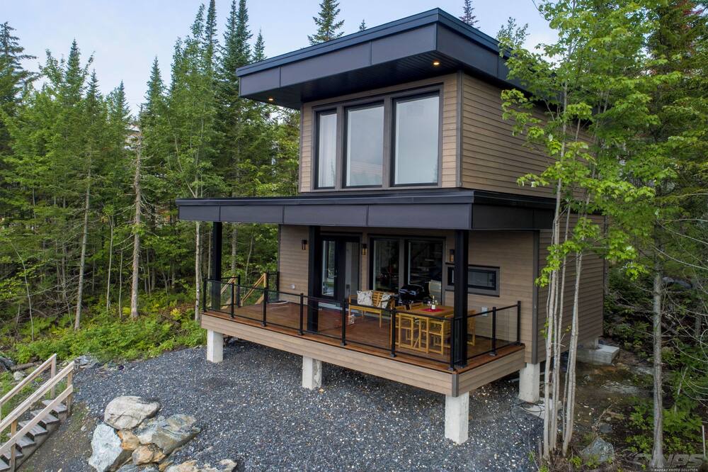 Photo of Outdoor in Adstock