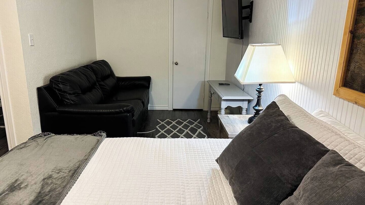 Photo of Bedroom in Gatesville