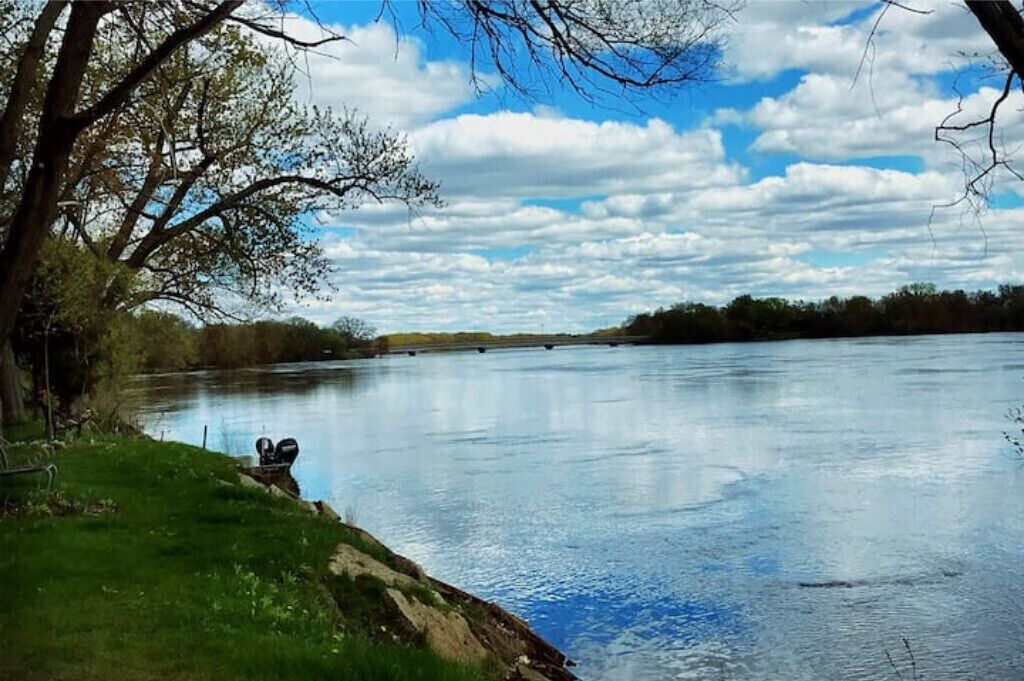 Photo of Others in Portage