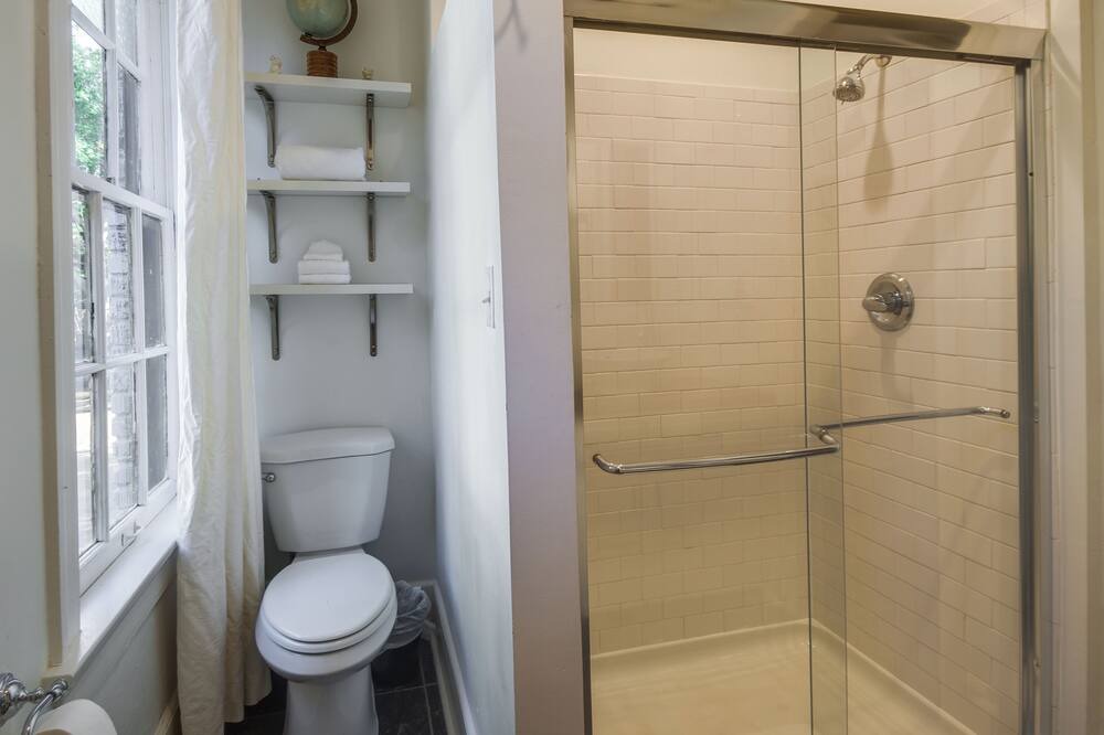 Photo of Bathroom in Greater Belhaven