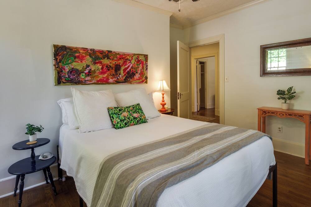 Photo of Bedroom in Greater Belhaven