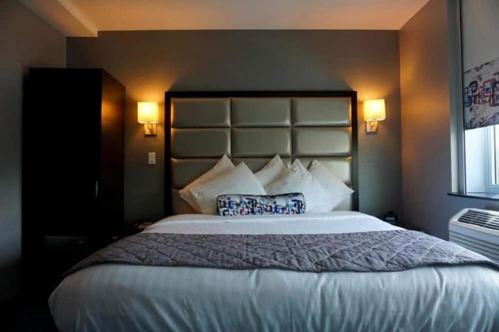 Photo of Bedroom in West Bronx