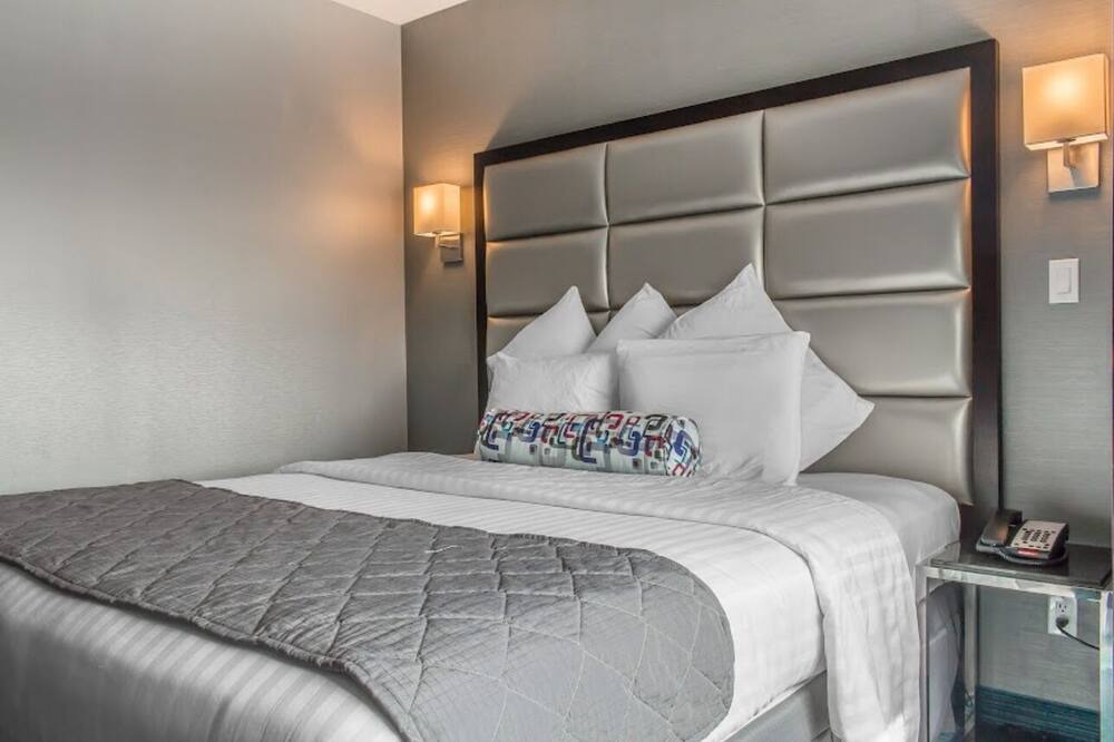 Photo of Bedroom in West Bronx