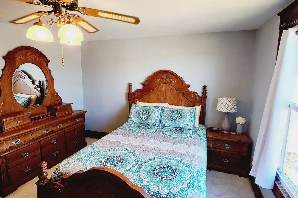 Photo of Bedroom in Fulton