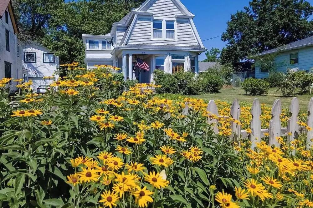 Photo of Outdoor in Fulton