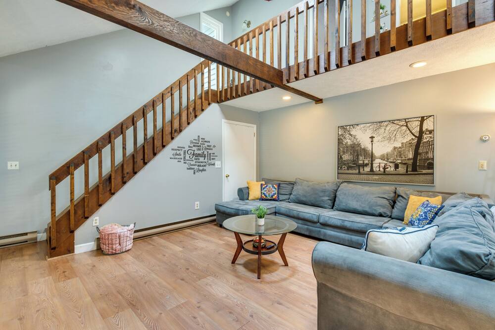 Photo of Livingroom in Long Pond