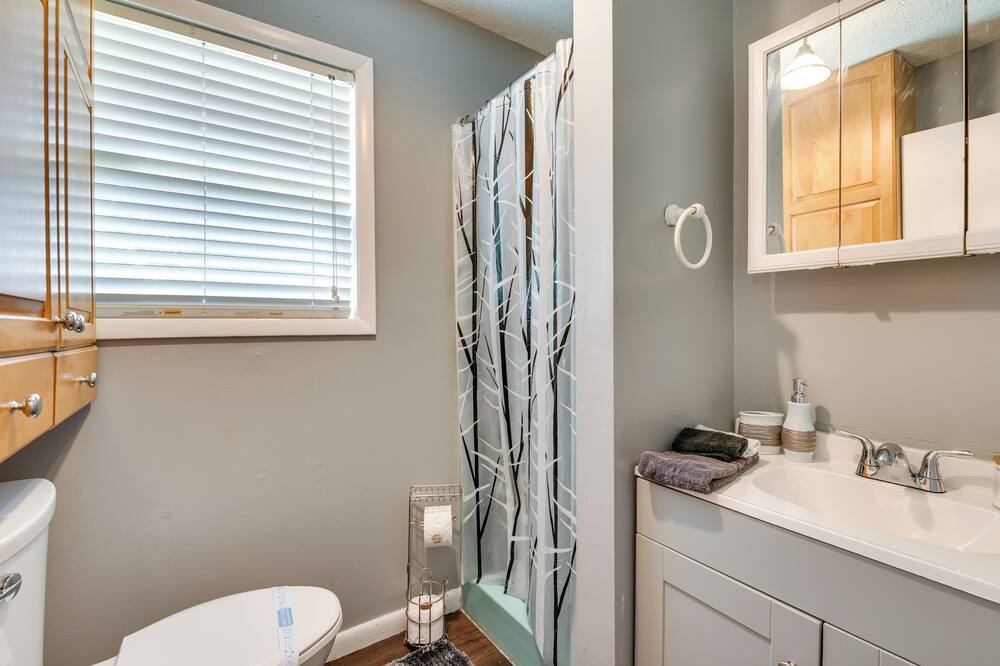 Photo of Bathroom in Long Pond