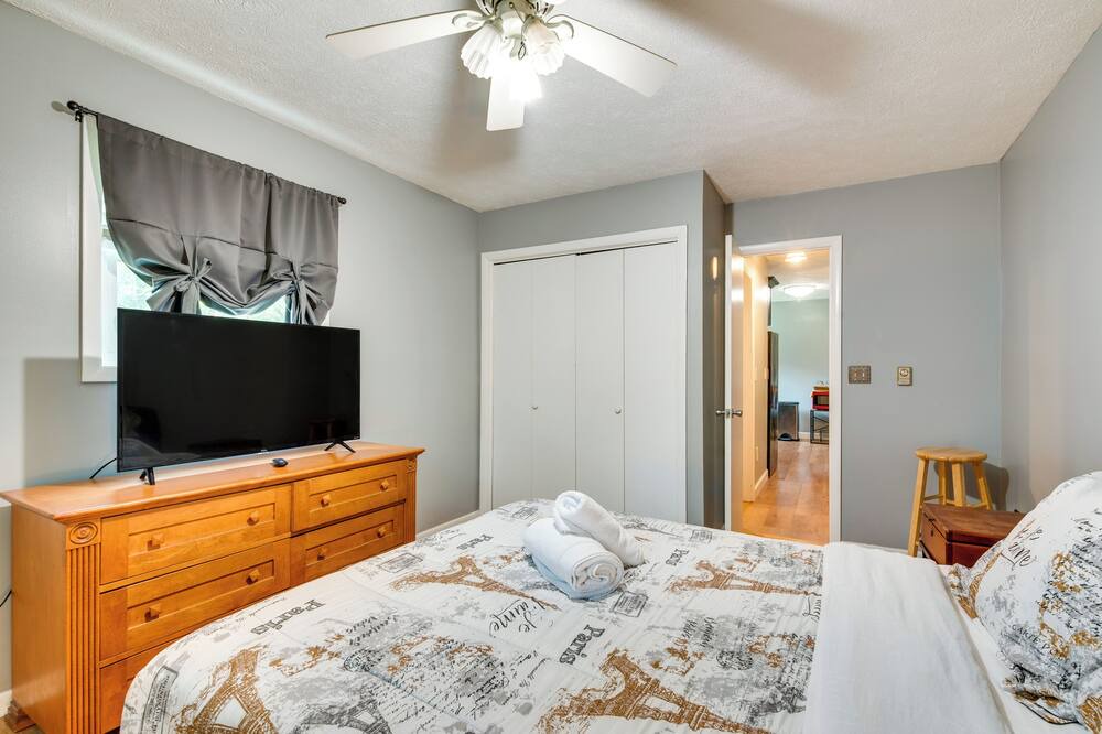 Photo of Bedroom in Long Pond