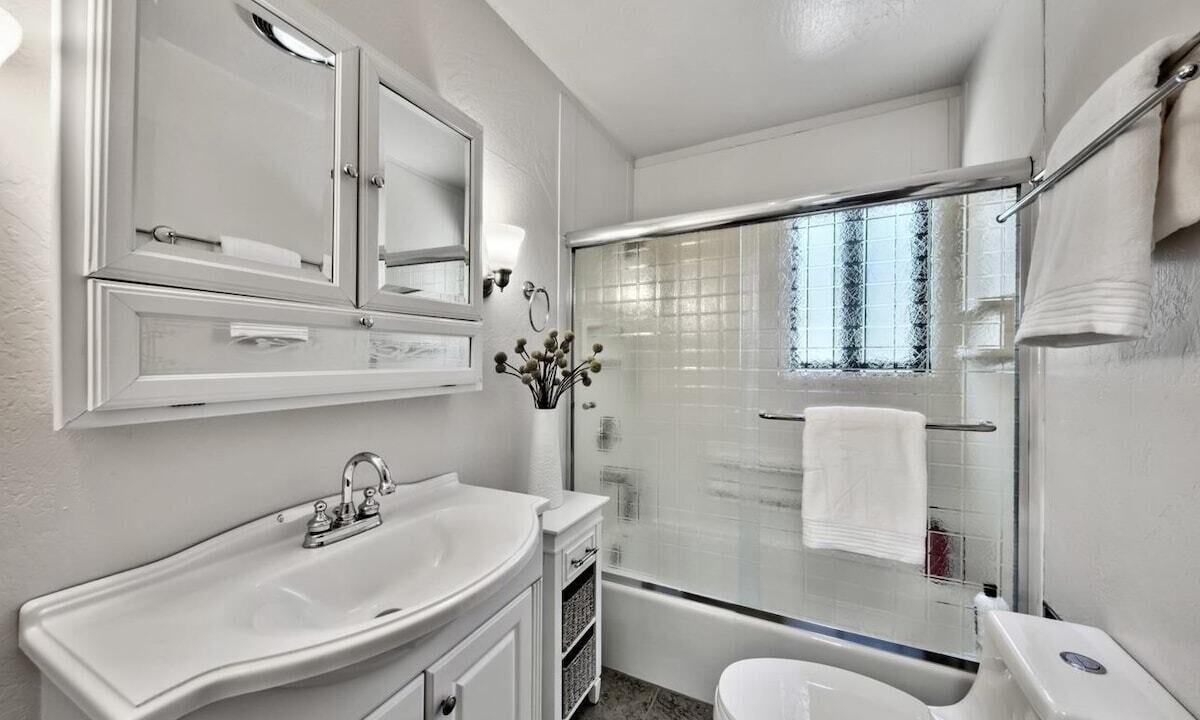 Photo of Bathroom in Kyburz