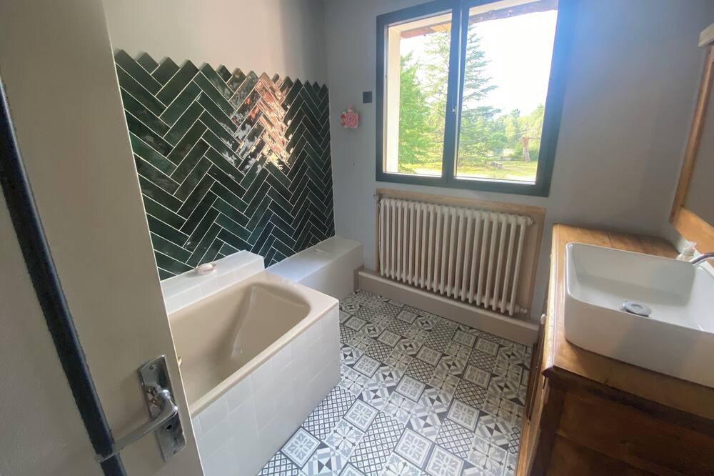 Photo of Bathroom in Ordizan