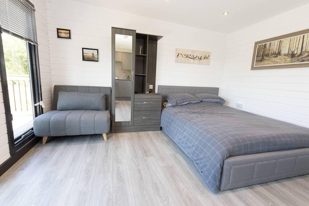 Photo of Others in Gumley