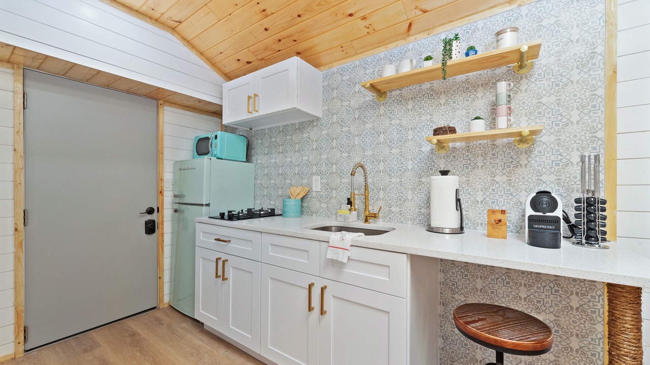 Photo of Kitchen in Azalea Park