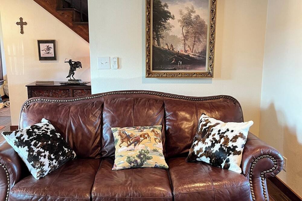 Photo of Livingroom in Forestburg