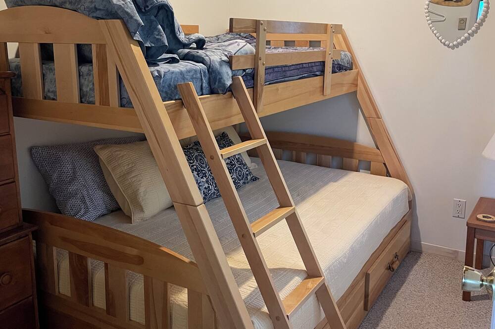 Photo of Bedroom in Rideau Lakes