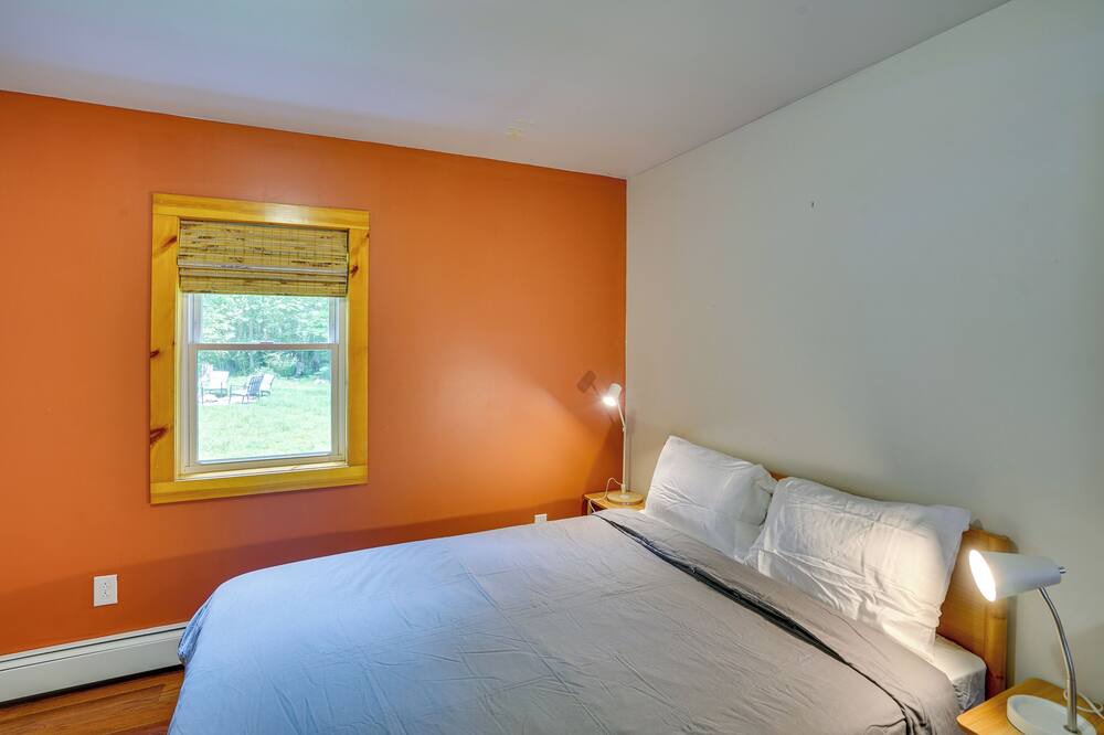 Photo of Bedroom in Mount Marion