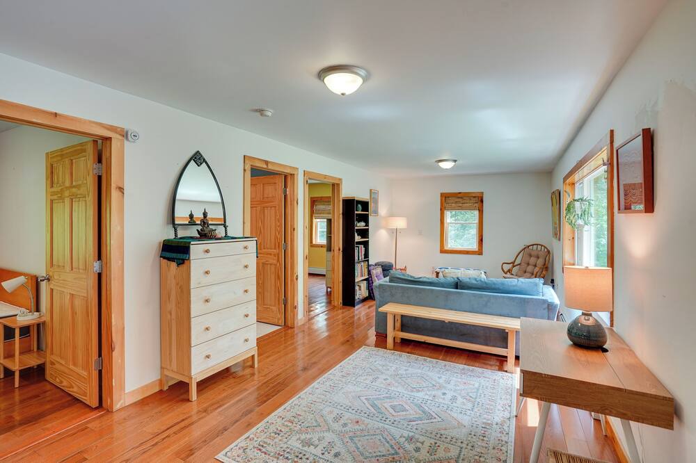 Photo of Bedroom in Mount Marion