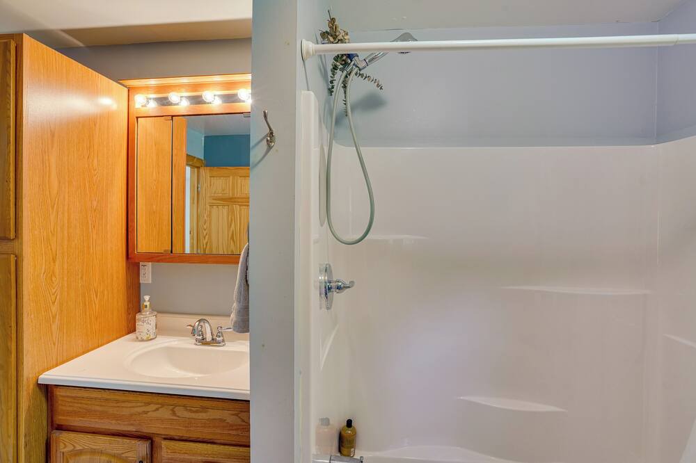 Photo of Bathroom in Mount Marion