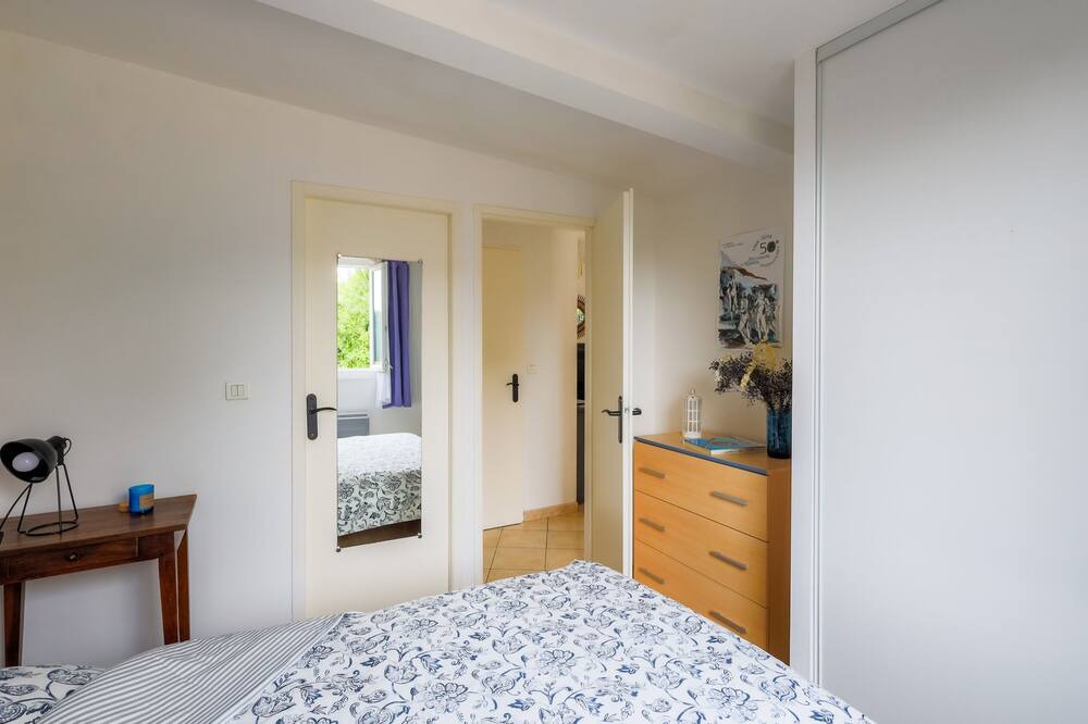 Photo of Bedroom in Montauban