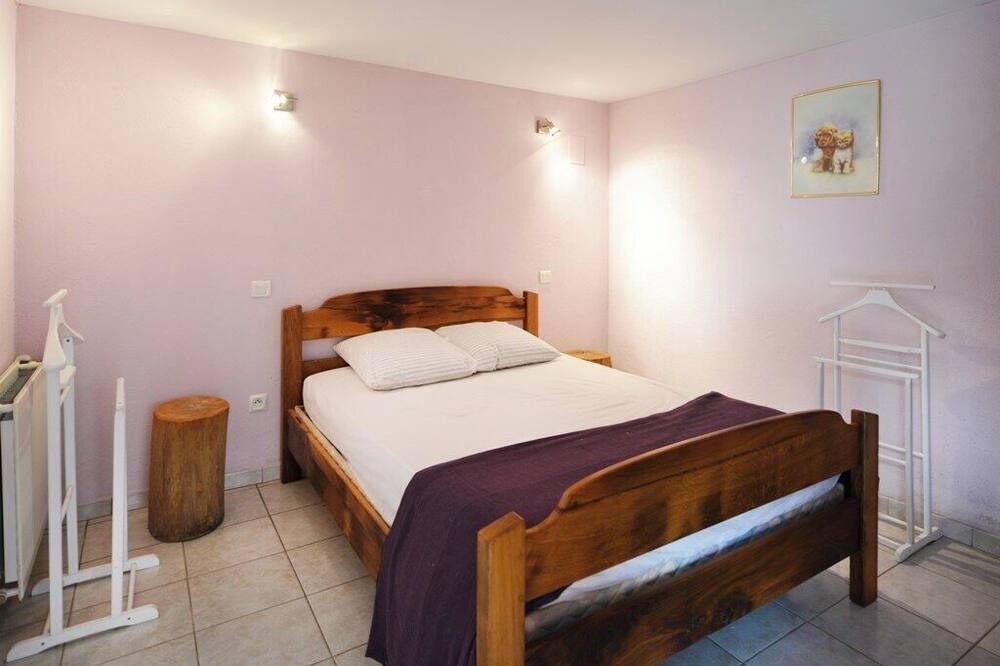 Photo of Bedroom in Villecomtal