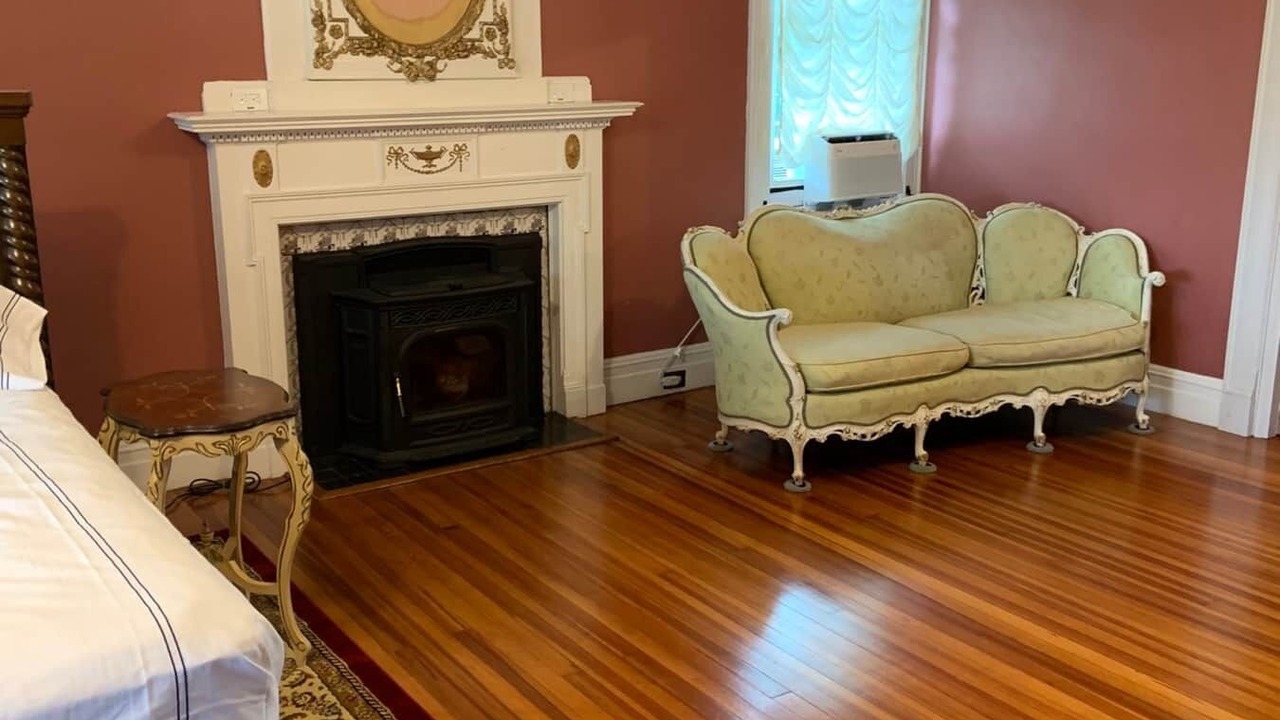 Photo of Others in New Britain