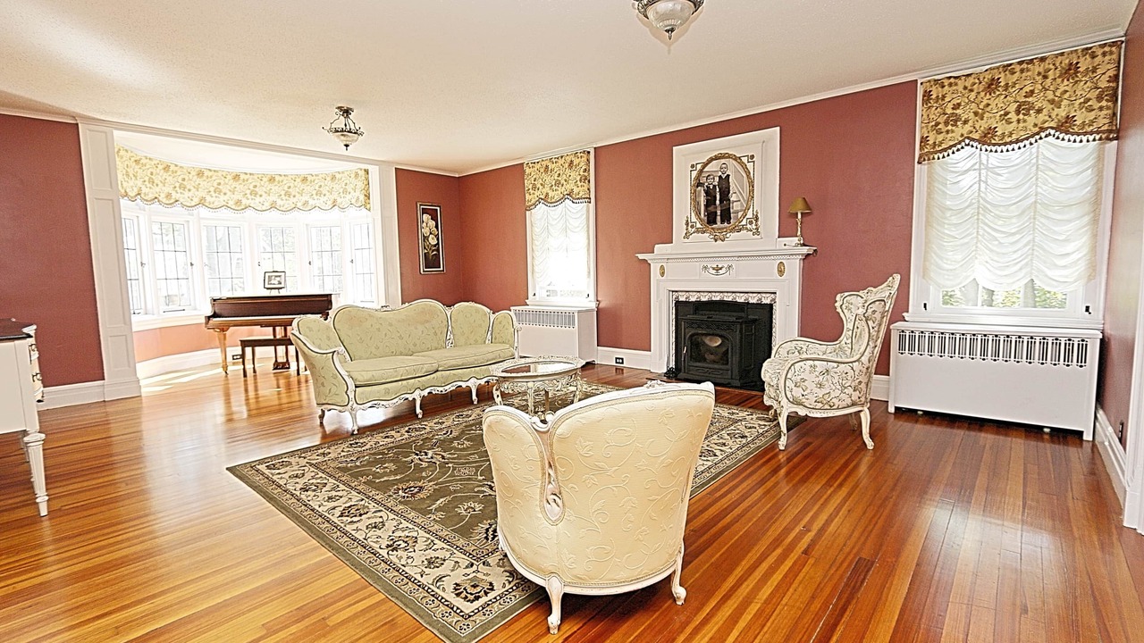 Photo of Livingroom in New Britain