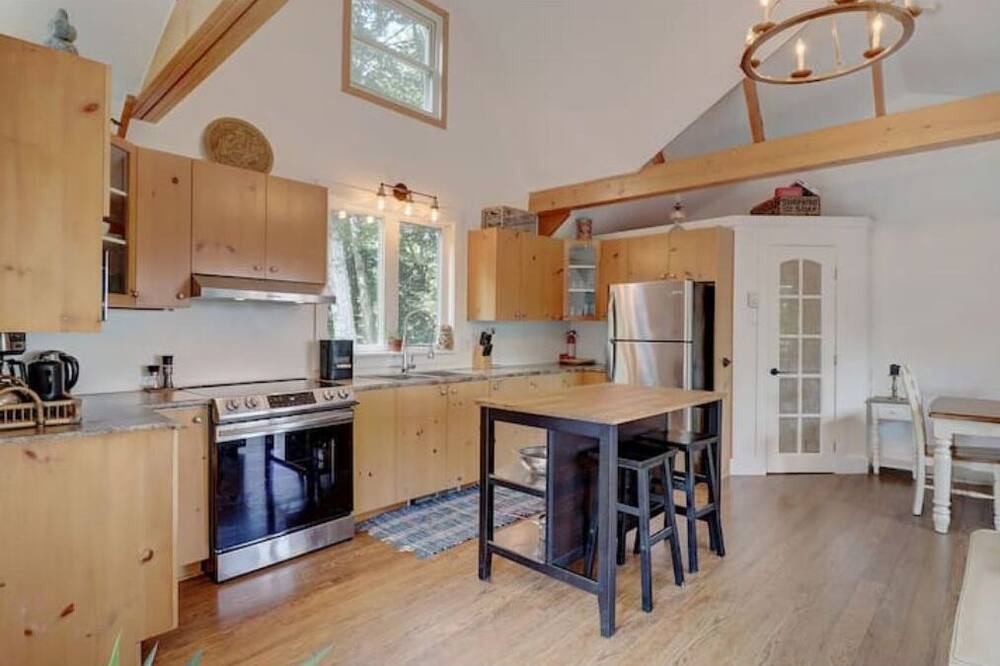 Photo of Kitchen in Magog