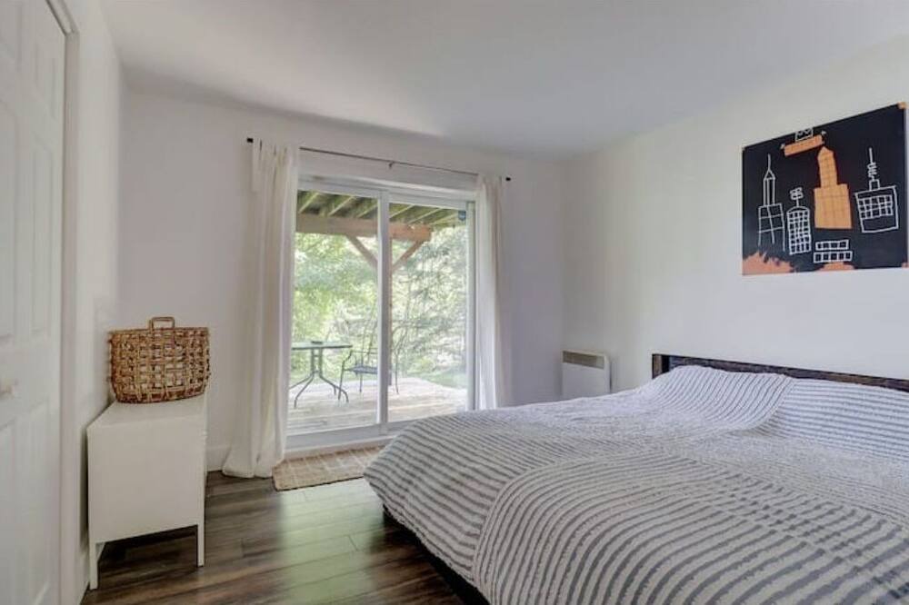 Photo of Bedroom in Magog
