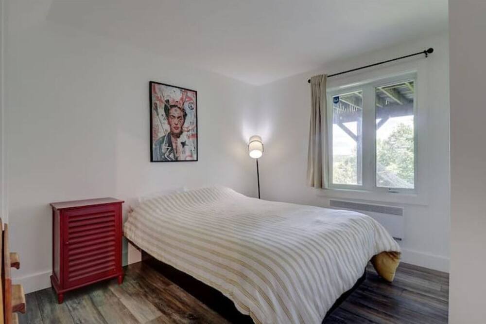 Photo of Bedroom in Magog