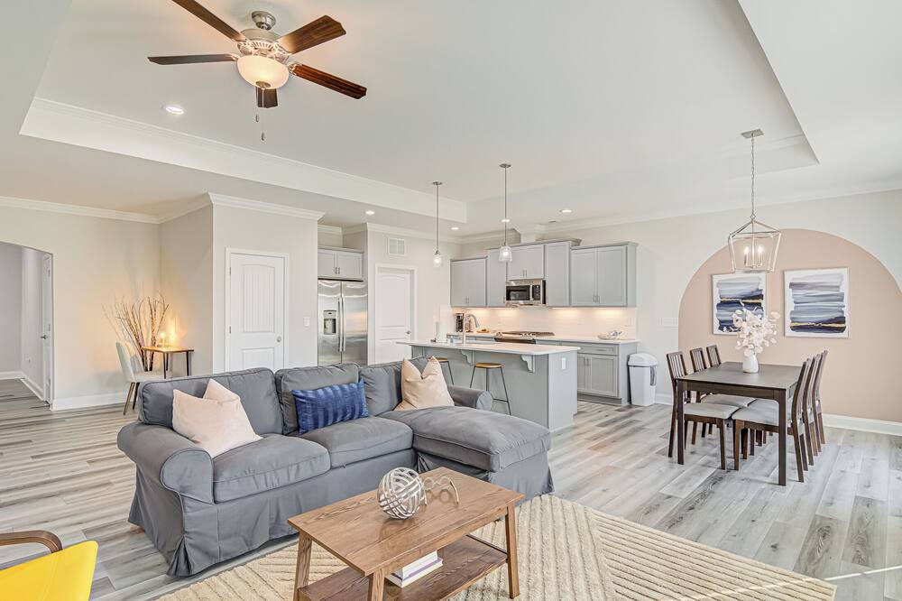 Photo of Livingroom in Whitsett