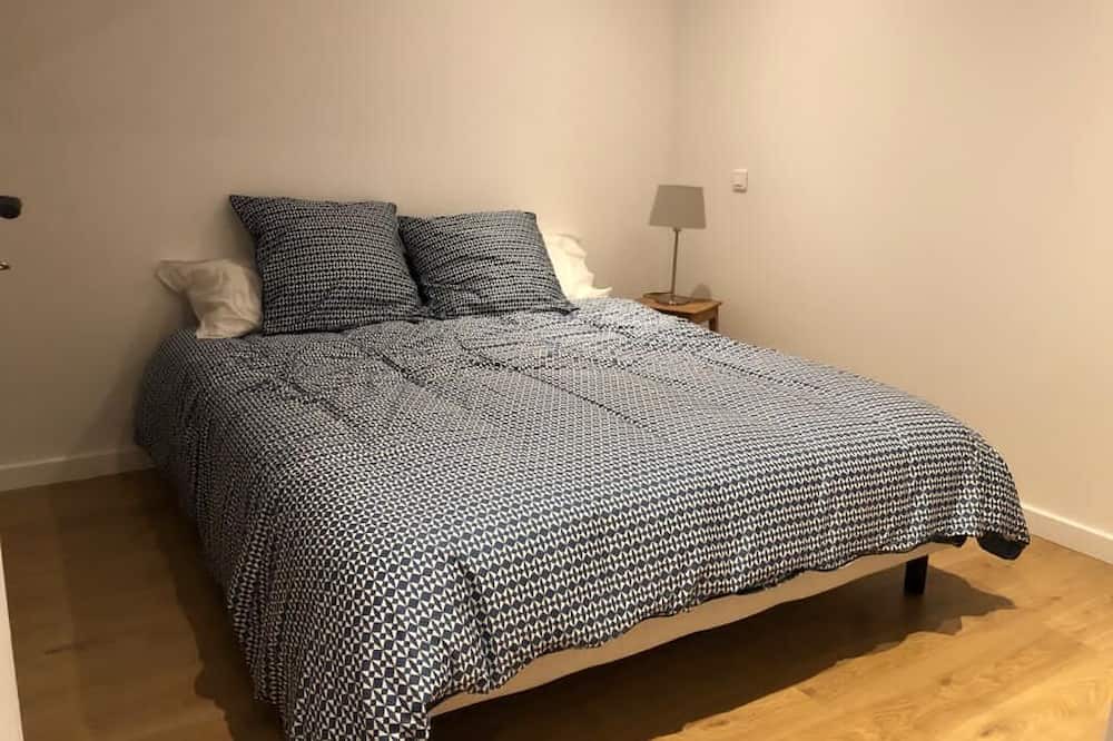 Photo of Bedroom in La Chapelle-Chaussee