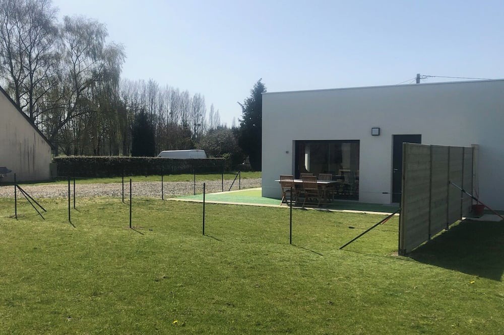 Photo of Outdoor in La Chapelle-Chaussee