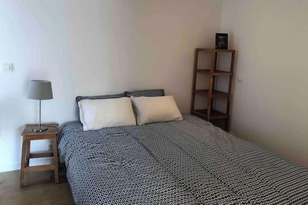 Photo of Bedroom in La Chapelle-Chaussee