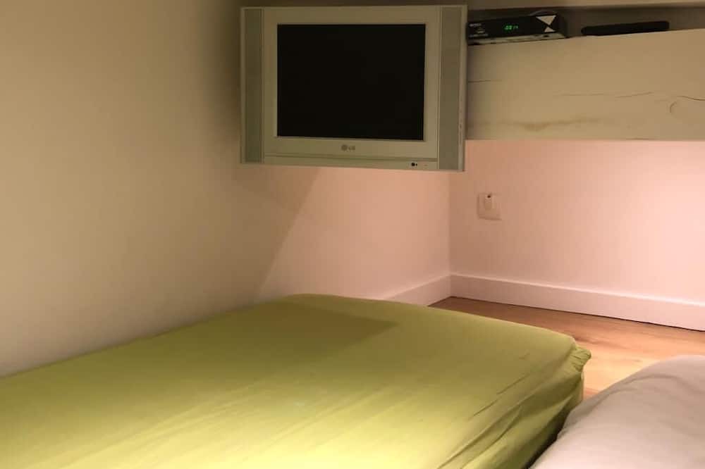 Photo of Bedroom in La Chapelle-Chaussee