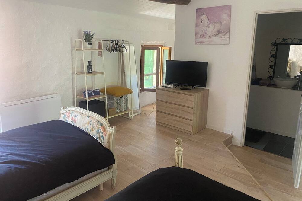 Photo of Bedroom in Barreme