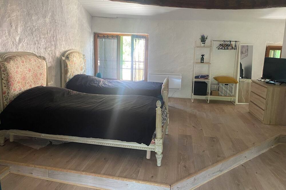 Photo of Bedroom in Barreme