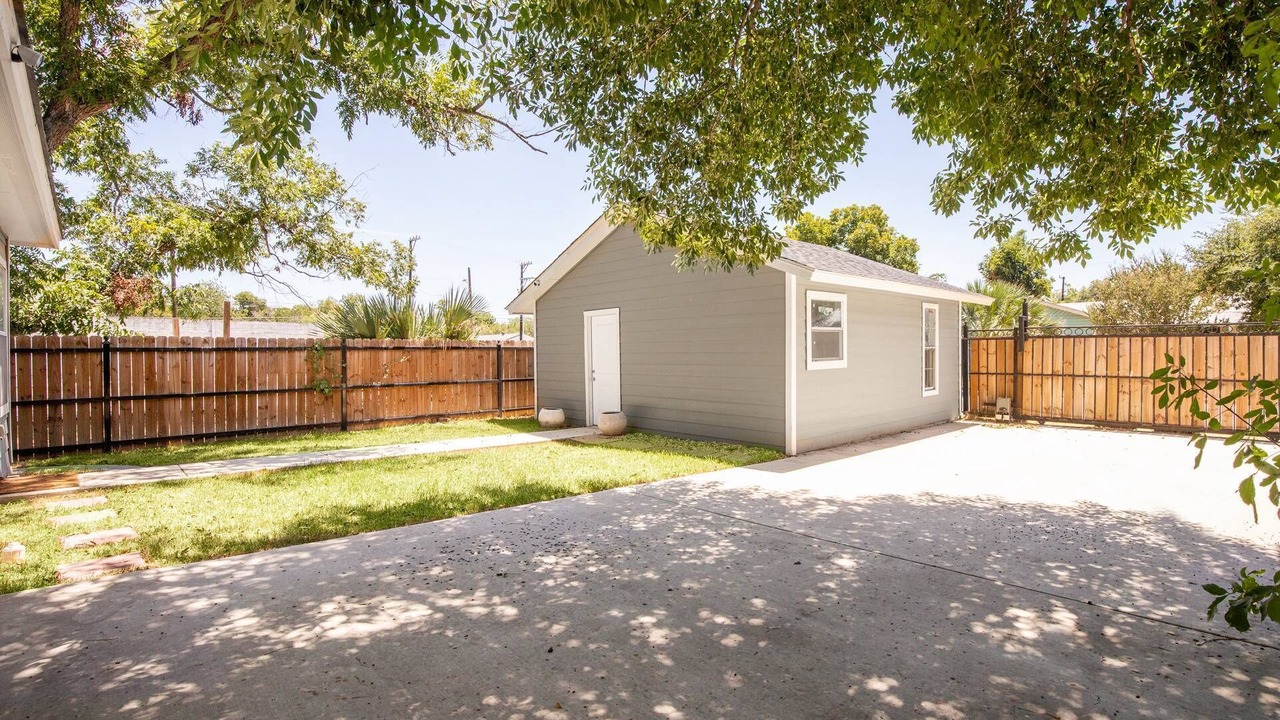 Photo of Outdoor in Eastside Promise Neighborhood